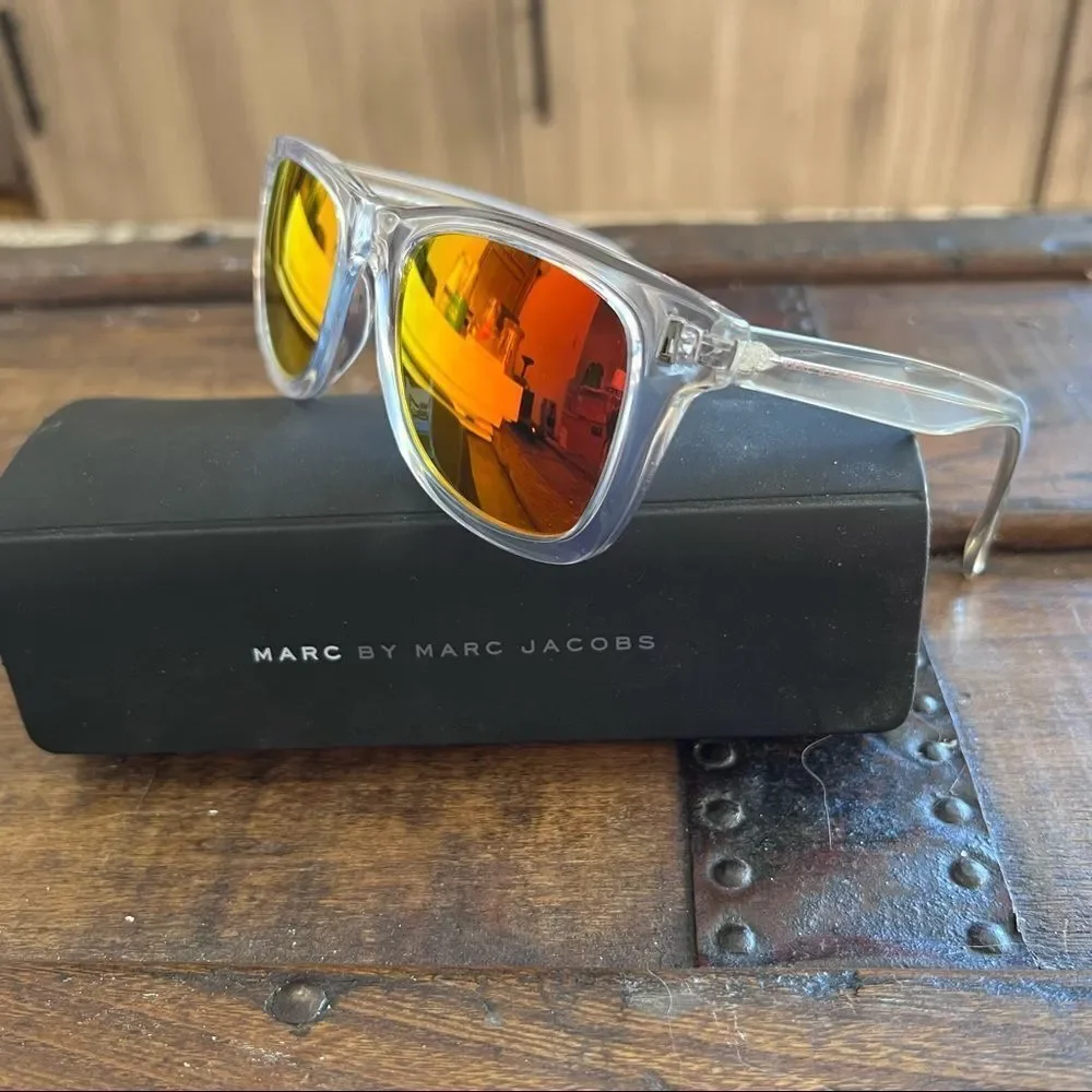 Marc by Marc Jacobs sunglasses; MMJ 335/S